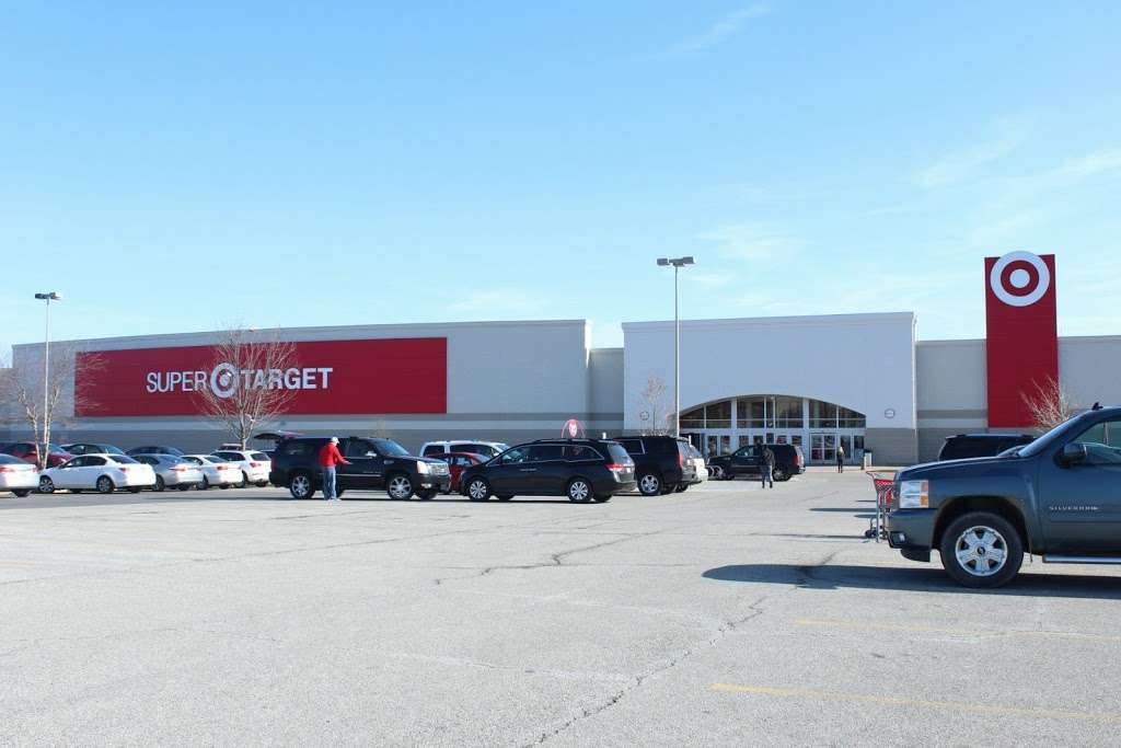 Target | 1201 W 136th St, Kansas City, MO 64145 | Phone: (816) 412-0108