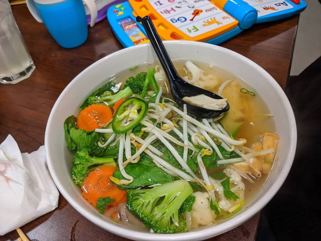 Pho Chopstix - Southfield | 28308 Telegraph Rd, Southfield, MI 48034, USA | Phone: (947) 282-8535