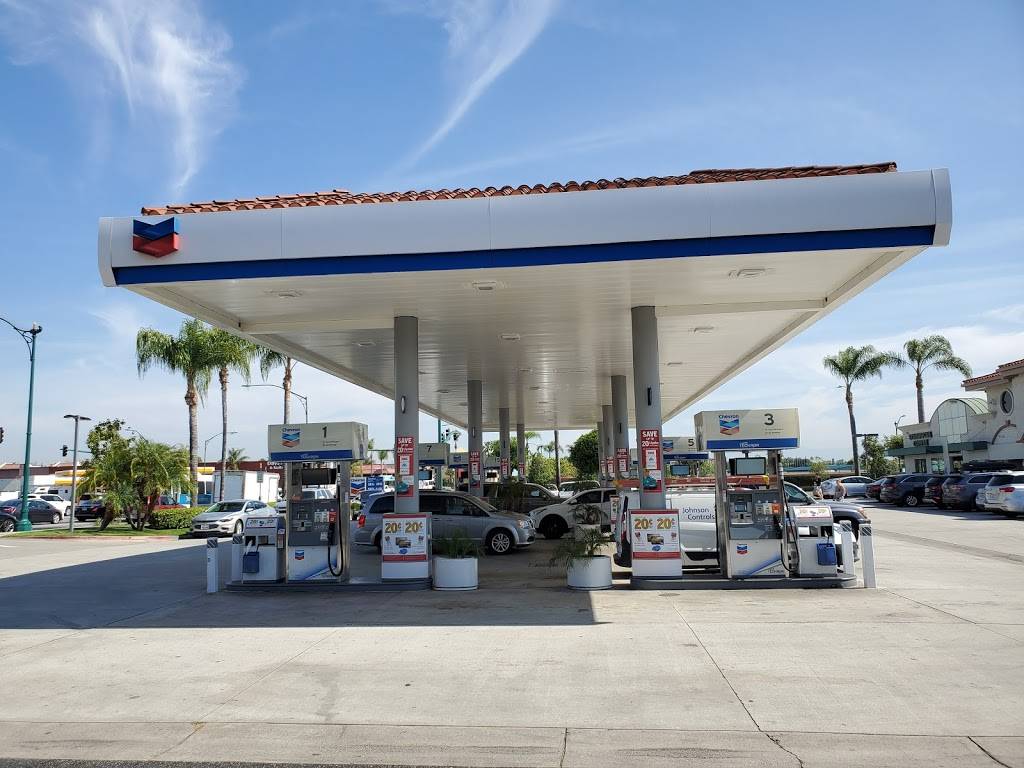 Chevron Anaheim | 1200 S Harbor Blvd, Anaheim, CA 92805, USA | Phone: (714) 991-5900