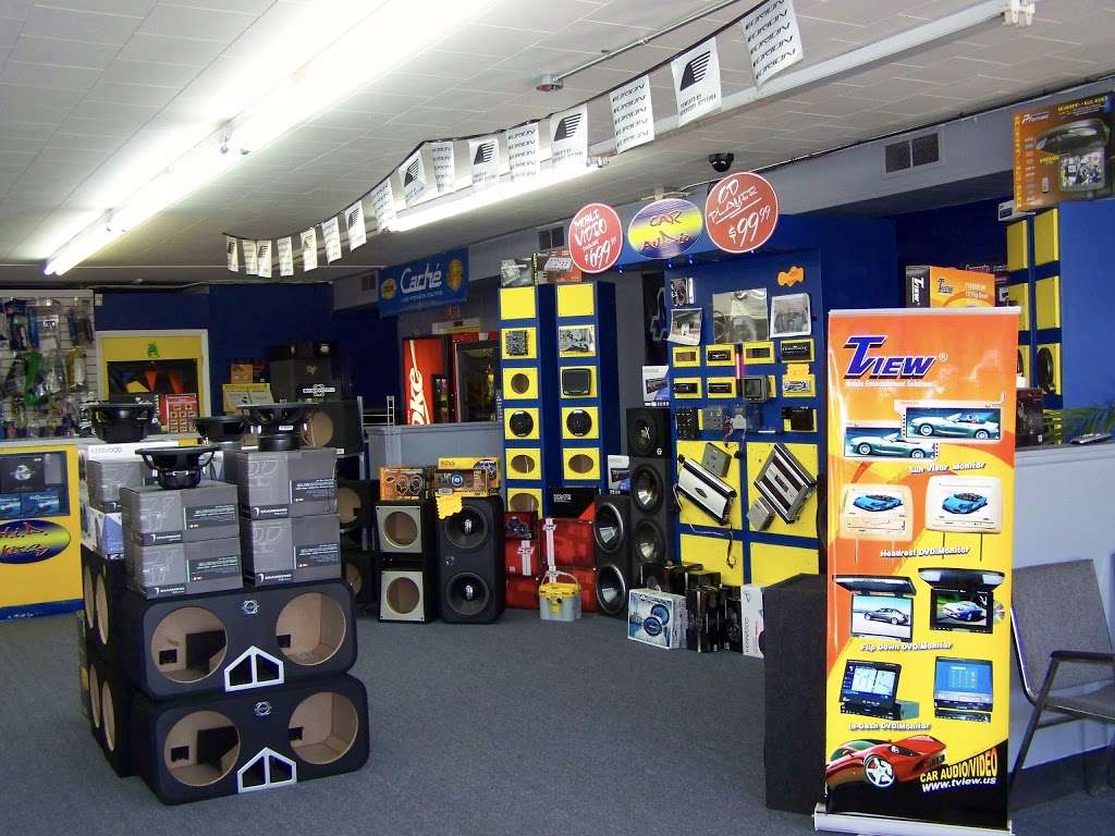 Soundbytes Automotive Electronics,Inc | 328 E North Ave, Northlake, IL 60164, USA | Phone: (708) 492-0899