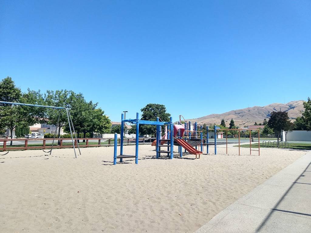 Peter Gill Memorial Park | Santa Rita Dr & Paseo Refugio, Milpitas, CA 95035, USA | Phone: (408) 586-3210