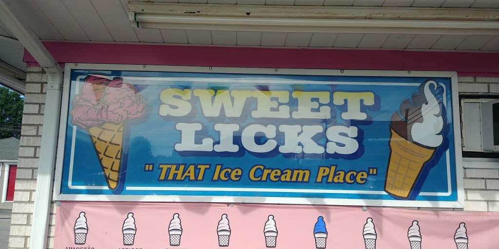 Sweet Licks Ice Cream Shop | 995 Mineral Spring Ave, North Providence, RI 02904, USA | Phone: (401) 728-5050