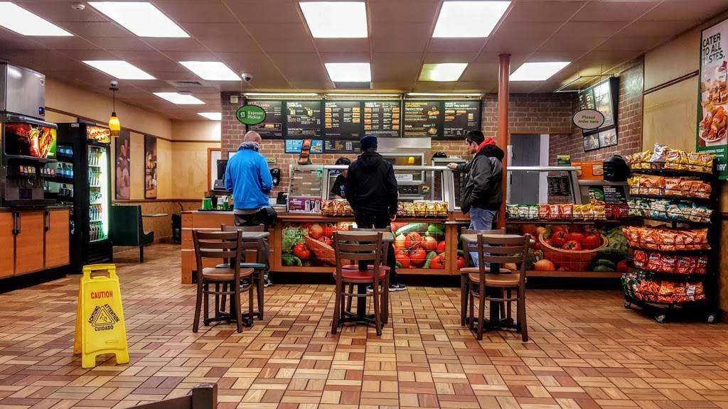 Subway | 4608 Spenard Rd Suite F, Anchorage, AK 99517, USA | Phone: (907) 248-2687