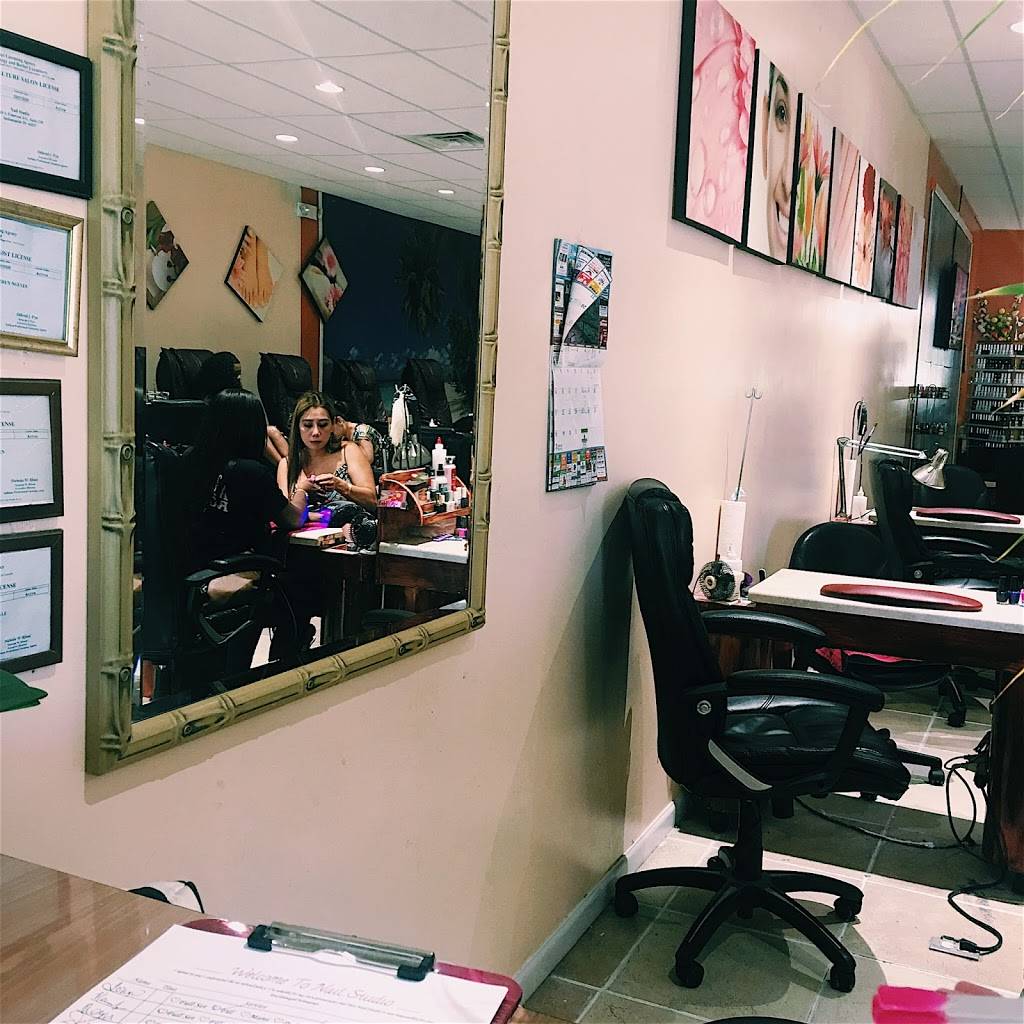 Nail Studio | 8810 S Emerson Ave #220, Indianapolis, IN 46237, USA | Phone: (317) 888-6544