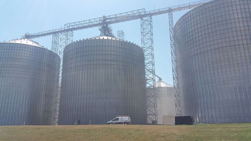 Farm City Elevator | Lake Geneva, WI 53147