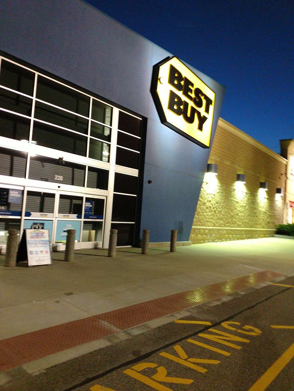 Best Buy | 228 Colony Pl, Plymouth, MA 02360, USA | Phone: (508) 732-3640