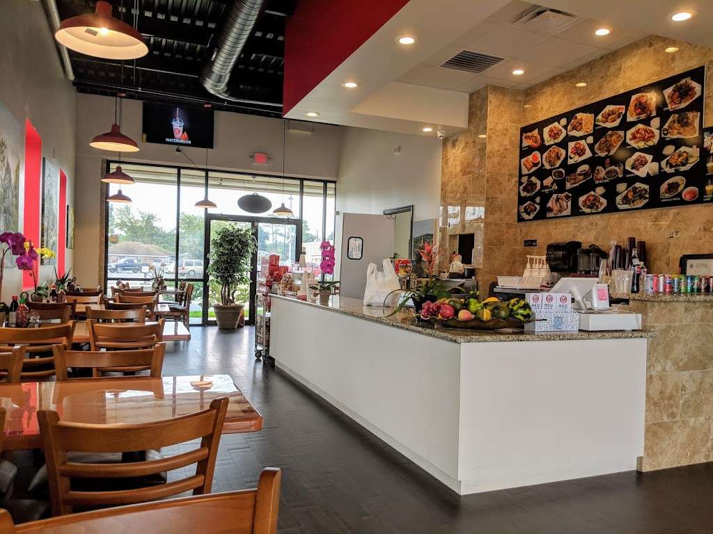 Red Hot Noodle | 3916, 250 Patton St ste g, Houston, TX 77009, USA | Phone: (832) 740-4934