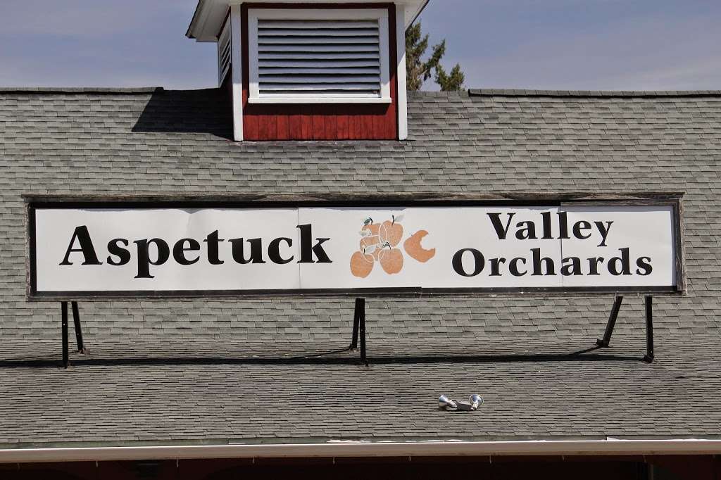 Aspetuck Valley Apple Barn | 714 Black Rock Turnpike, Easton, CT 06612, USA | Phone: (203) 268-9033