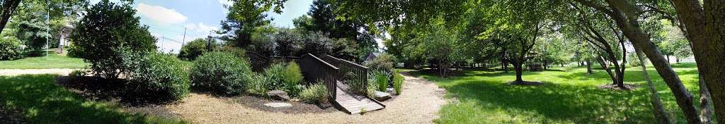 Groff Memorial Park | 121 W Conestoga St, New Holland, PA 17557, USA