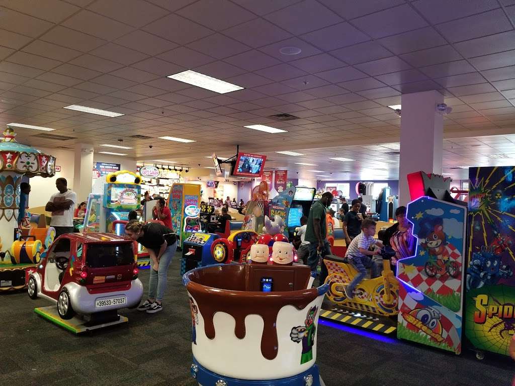 Chuck E. Cheeses | 701 NJ-440 #383, Jersey City, NJ 07304, USA | Phone: (201) 434-2500