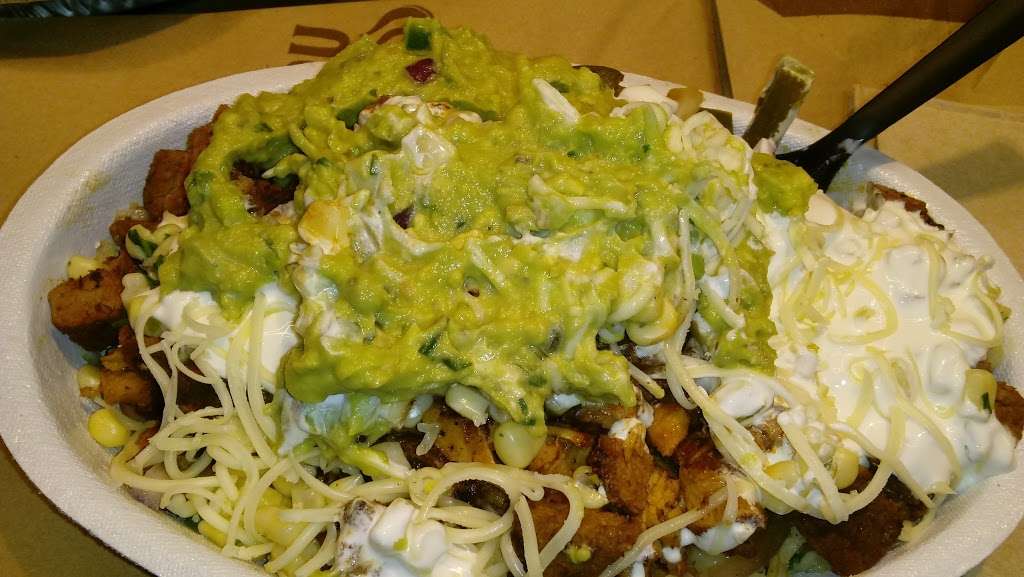 Chipotle Mexican Grill | 19025 US-441, Mt Dora, FL 32757 | Phone: (352) 735-1983