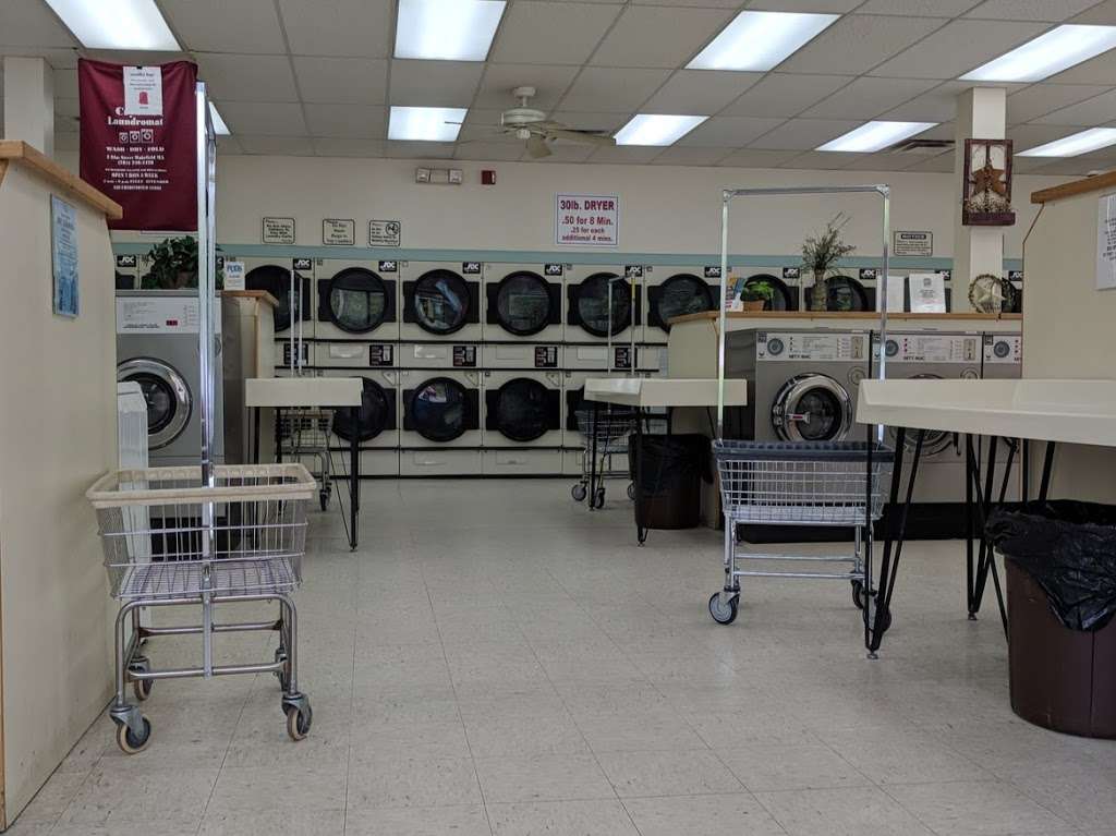 Crystal Laundry Mat | 2 Elm St, Wakefield, MA 01880, USA | Phone: (781) 246-4420