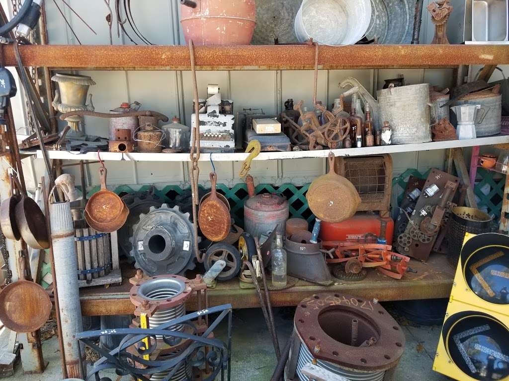 Time Bandits Antiques | 3113 N Orange Blossom Trail, Zellwood, FL 32798, United States | Phone: (321) 663-4046