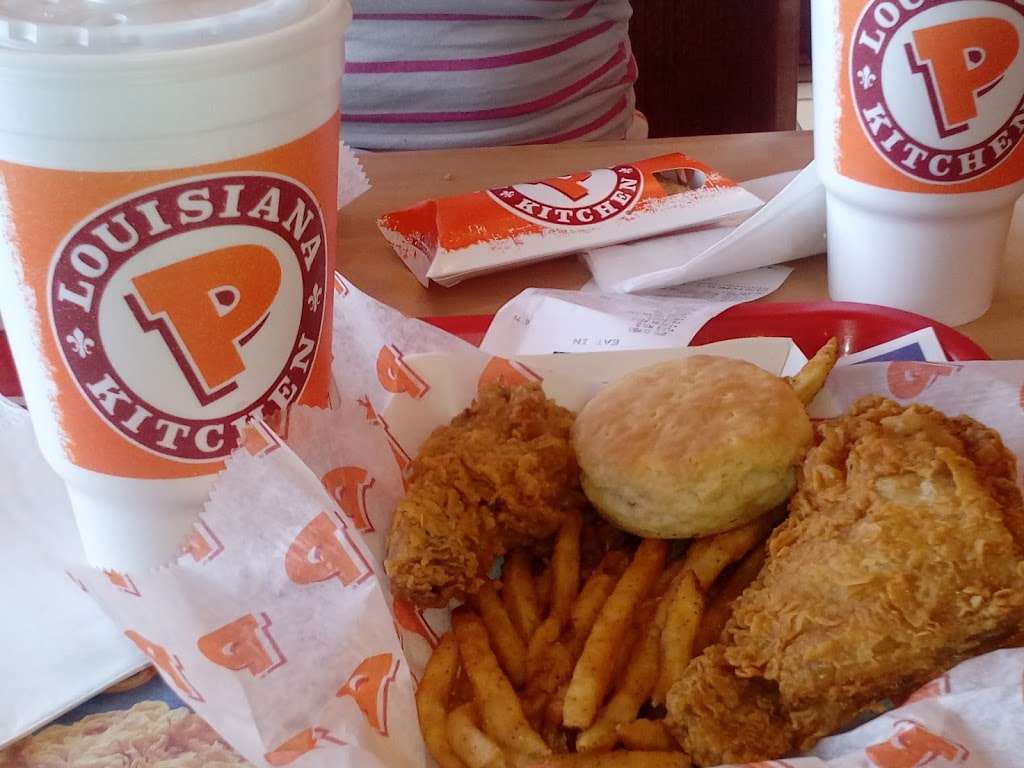 Popeyes Louisiana Kitchen | 2825 N Military Trl, West Palm Beach, FL 33409, USA | Phone: (561) 689-7767