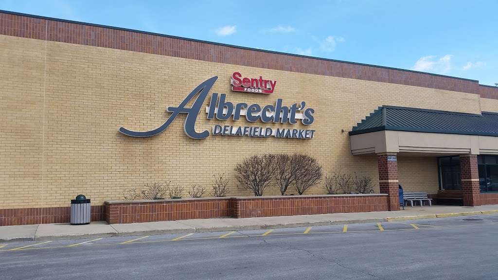 Albrechts Sentry Foods | 3255 Golf Rd, Delafield, WI 53018, USA | Phone: (262) 646-9483