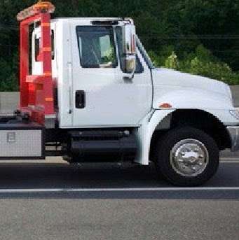 Tri-City Towing | 2920 Industrial Ct #1, Fairfield, CA 94533, USA | Phone: (707) 421-0404