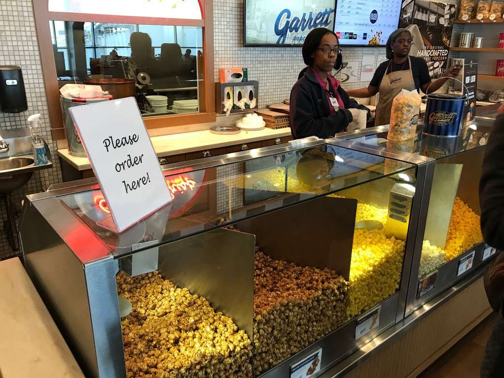 Garrett Popcorn Shops | Terminal B, 2141 South International Pkwy b27, DFW Airport, TX 75261, USA | Phone: (888) 476-7267