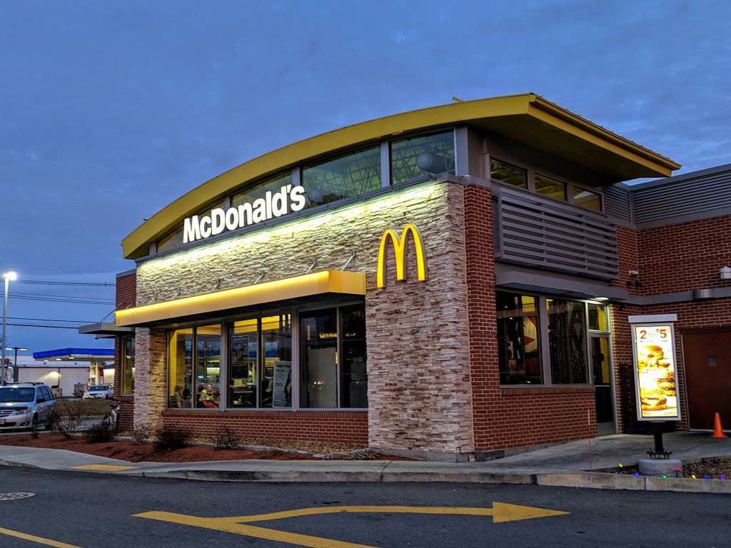 McDonalds | 143 Medway Rd, Milford, MA 01757 | Phone: (508) 473-3205