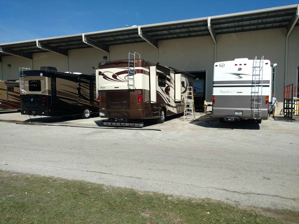 Lazydays RV at The Villages | 4505 Monaco Way, Wildwood, FL 34785, USA | Phone: (888) 815-0193