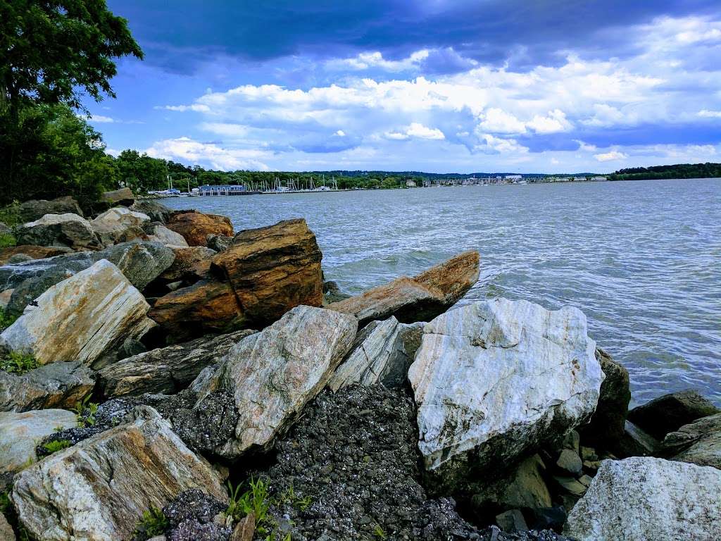 Croton Landing Park | 1 Van Wyck St, Croton-On-Hudson, NY 10520, USA | Phone: (914) 271-4781