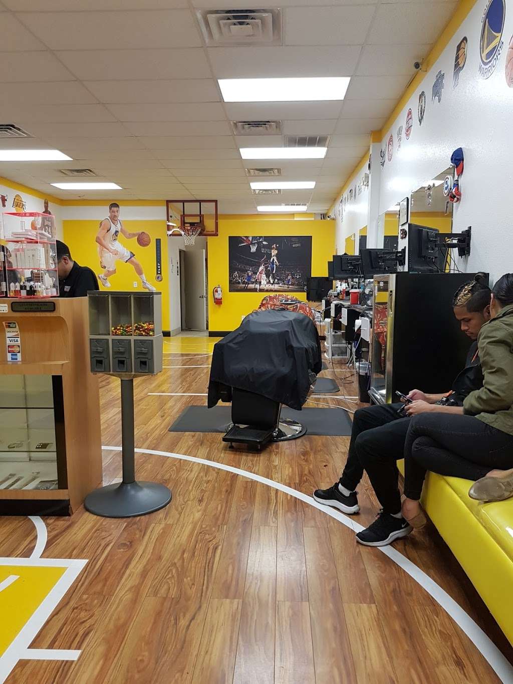 GameTime BarberShop #5 | 150 California Blvd, Davenport, FL 33897, USA | Phone: (863) 438-7488