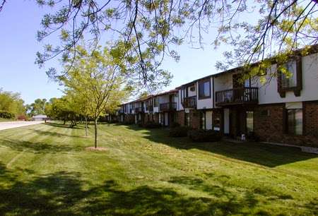 Wood Creek Apartments | 3113 15th St, Kenosha, WI 53144 | Phone: (844) 363-6954