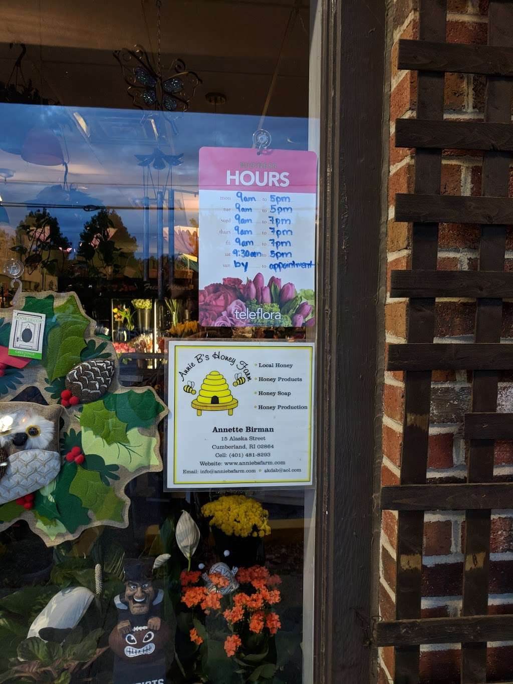 Arts n Flowers | 660 East St, Mansfield, MA 02048, USA | Phone: (508) 299-6355