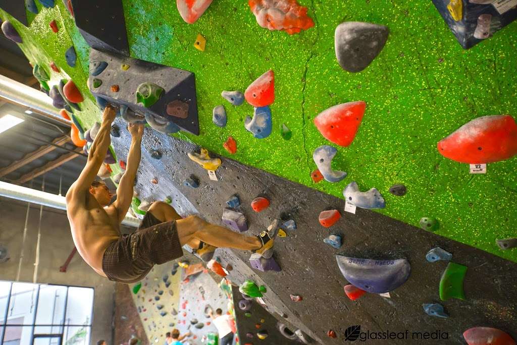 Hangar 18 Indoor Climbing Gym - Mission Viejo | 23812 Vía Fabricante A4, Mission Viejo, CA 92691, USA | Phone: (949) 454-8043