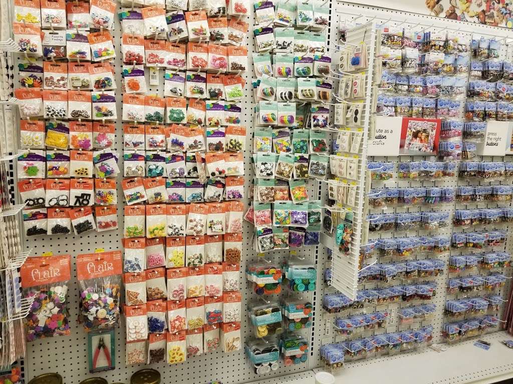 JOANN Fabrics and Crafts | 1678 Lincoln Way E # 7, Chambersburg, PA 17201, USA | Phone: (717) 263-9596