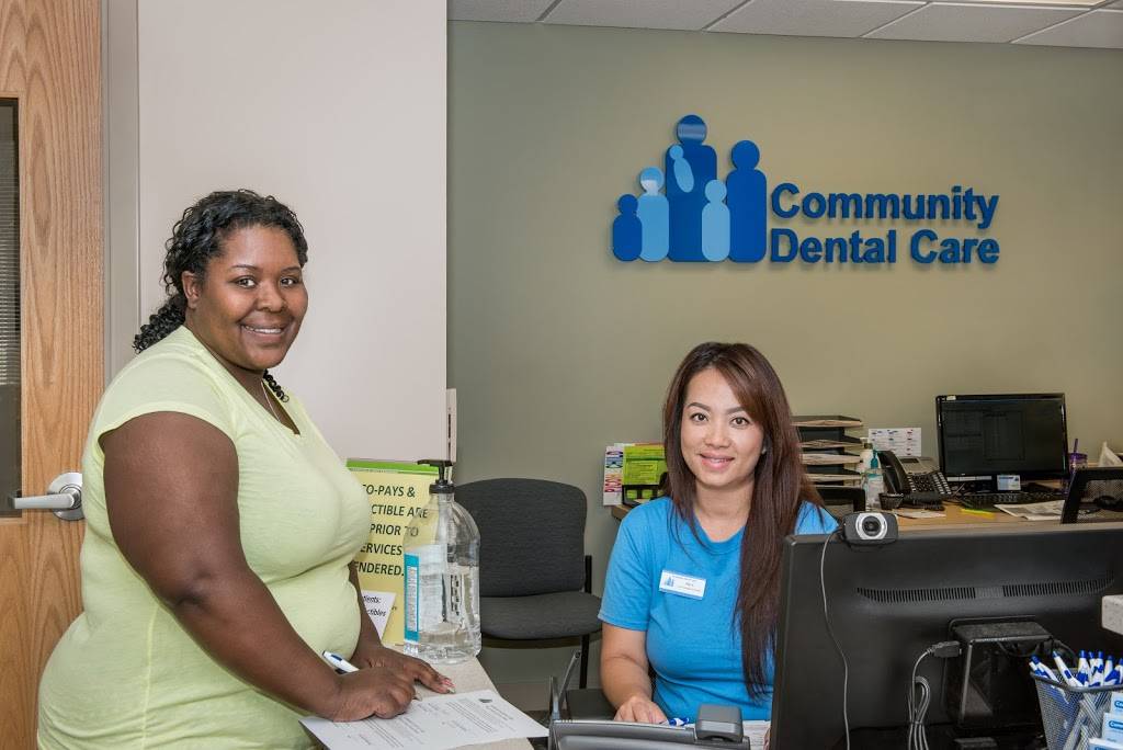 Community Dental Care, Robbinsdale | 3359 W Broadway Ave, Robbinsdale, MN 55422, USA | Phone: (763) 270-5776