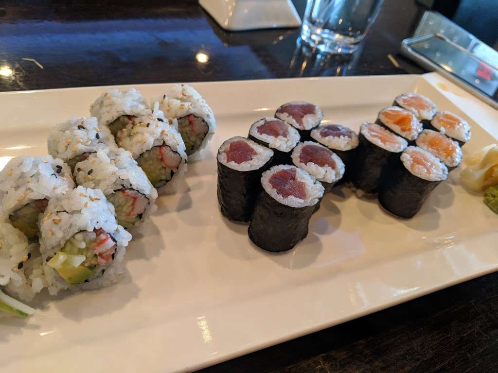 Kumo Sushi & Lounge | 168 Danbury Road (Stop & Shop Shopping Center), New Milford, CT 06776, USA | Phone: (860) 799-5711