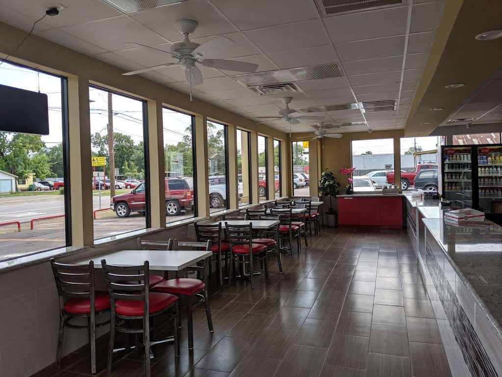 Shipley Do-Nuts | 518 E Davis St, Conroe, TX 77301, USA | Phone: (936) 521-6986