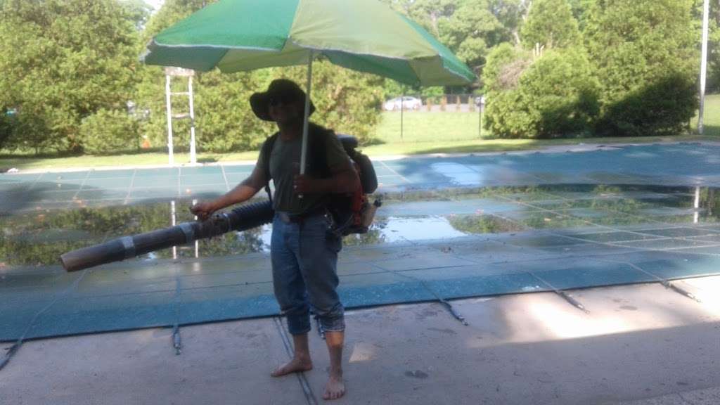 Strathmore Park, Dix Hills, NY 11746