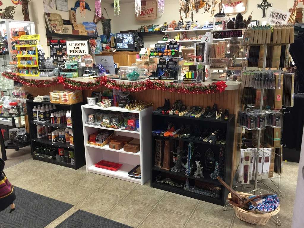 Crystal Dragon Fine Smoking Accessories & Gifts | 3050 N Dupont Hwy # C, Dover, DE 19901, USA | Phone: (302) 730-1264