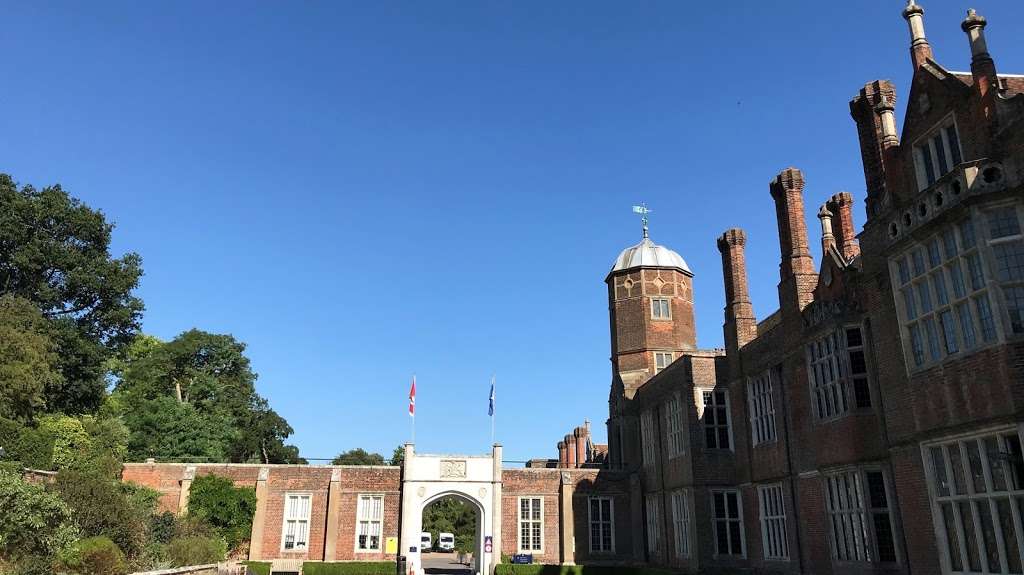 Cobham Hall Independent School | Cobham, Gravesend DA12 3BL, UK | Phone: 01474 823371