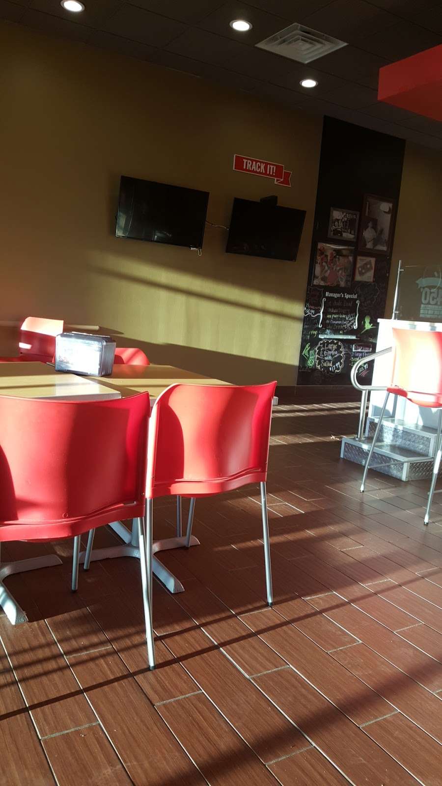 Dominos Pizza | 954 Parkway Ave, Ewing Township, NJ 08618, USA | Phone: (609) 883-1000