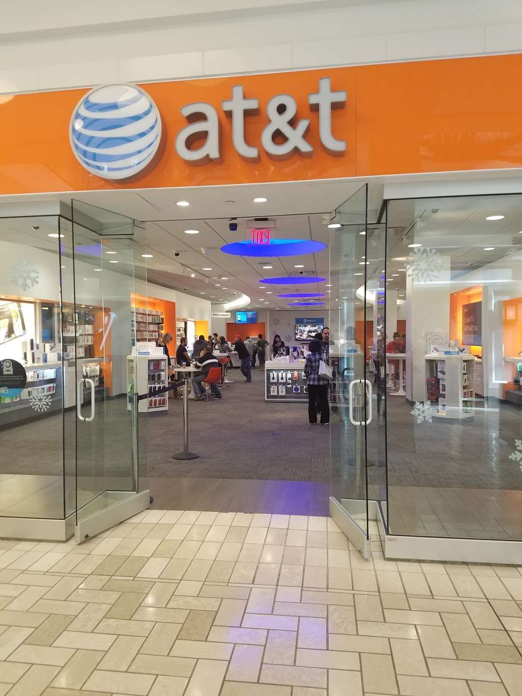 AT&T Store | 8005-L Tysons Corner Center, McLean, VA 22102 | Phone: (703) 834-2530