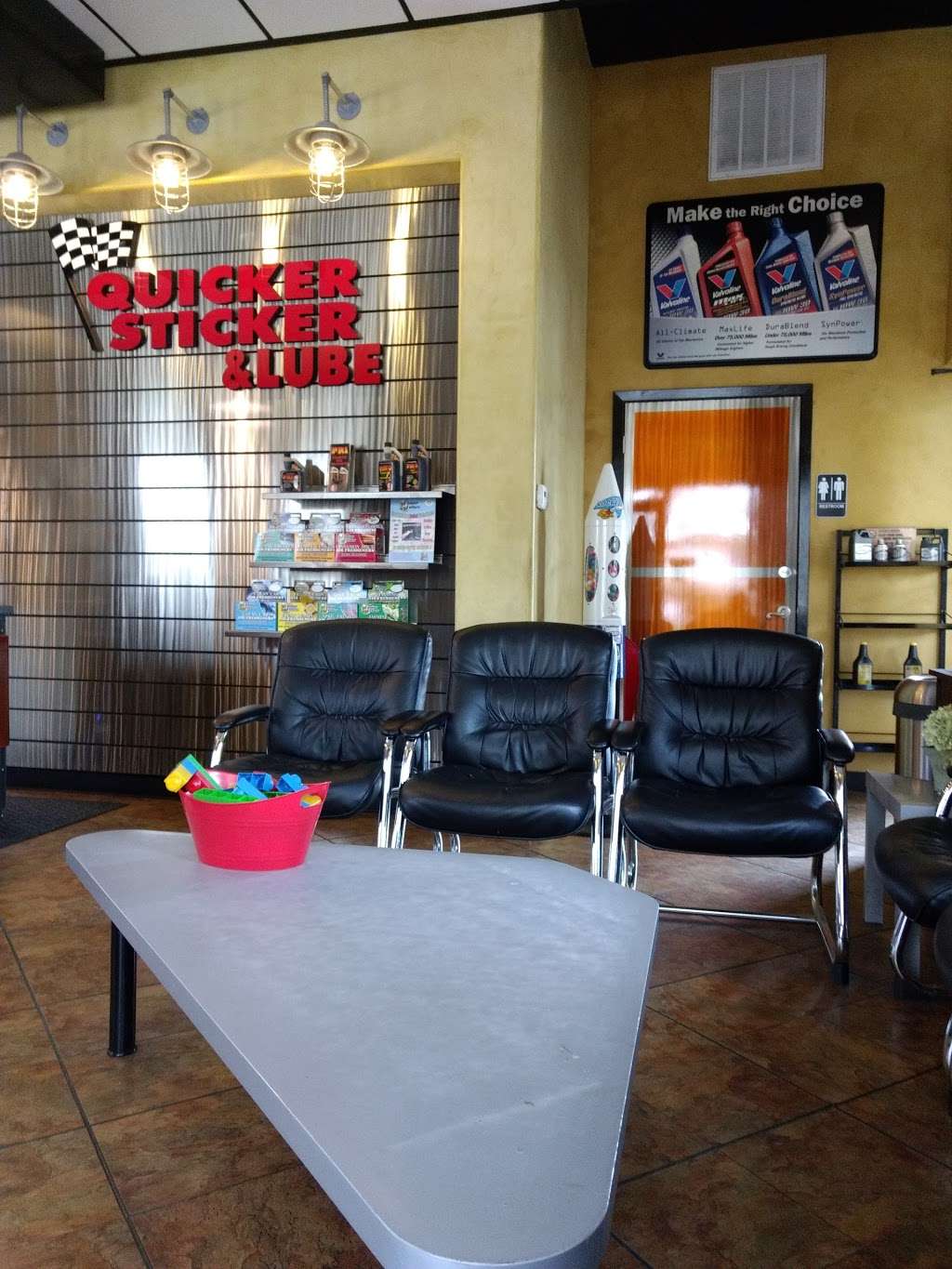 Quicker Sticker & Lube | 114 W Baker Rd, Baytown, TX 77521, USA | Phone: (281) 837-9777