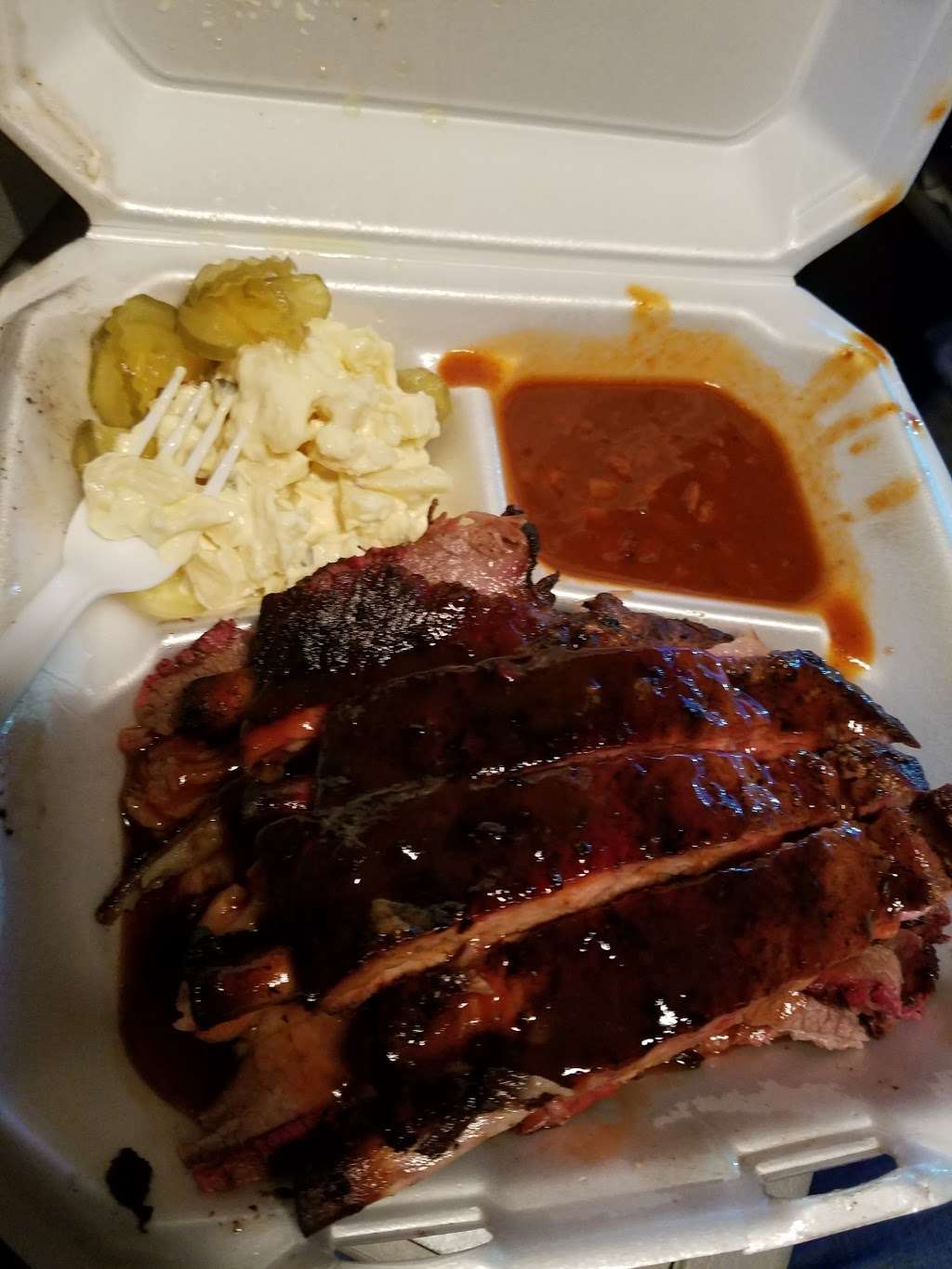 Pilot Travel Center | 4440 N McCarty St, Houston, TX 77013, USA | Phone: (713) 675-3375