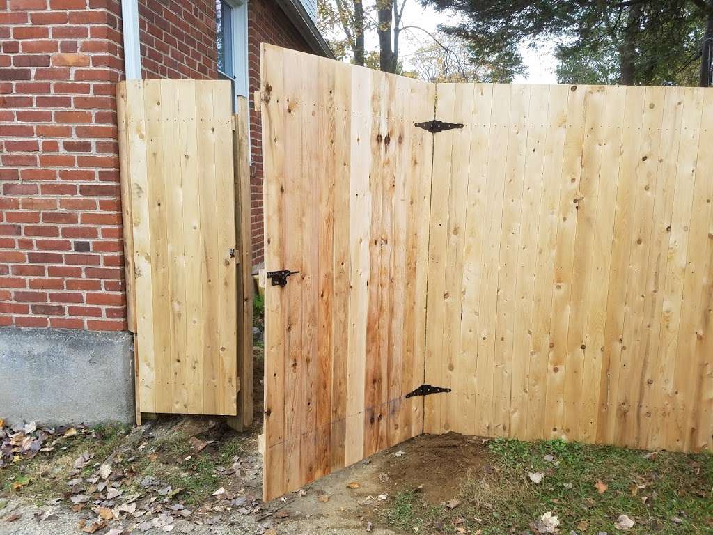 Standard Fence Company | 212 Cambridge Rd, Clifton Heights, PA 19018 | Phone: (215) 271-2477