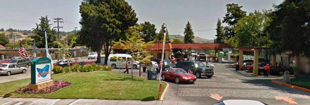 Hayward Car Wash | 133 W Jackson St, Hayward, CA 94544 | Phone: (510) 733-0588