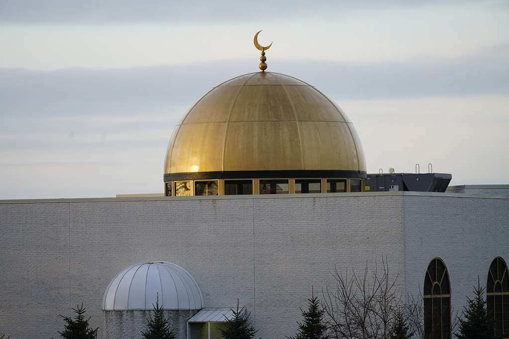 The Institute of Islamic Education | 1290 Bluff City Blvd, Elgin, IL 60120, USA | Phone: (847) 695-4685