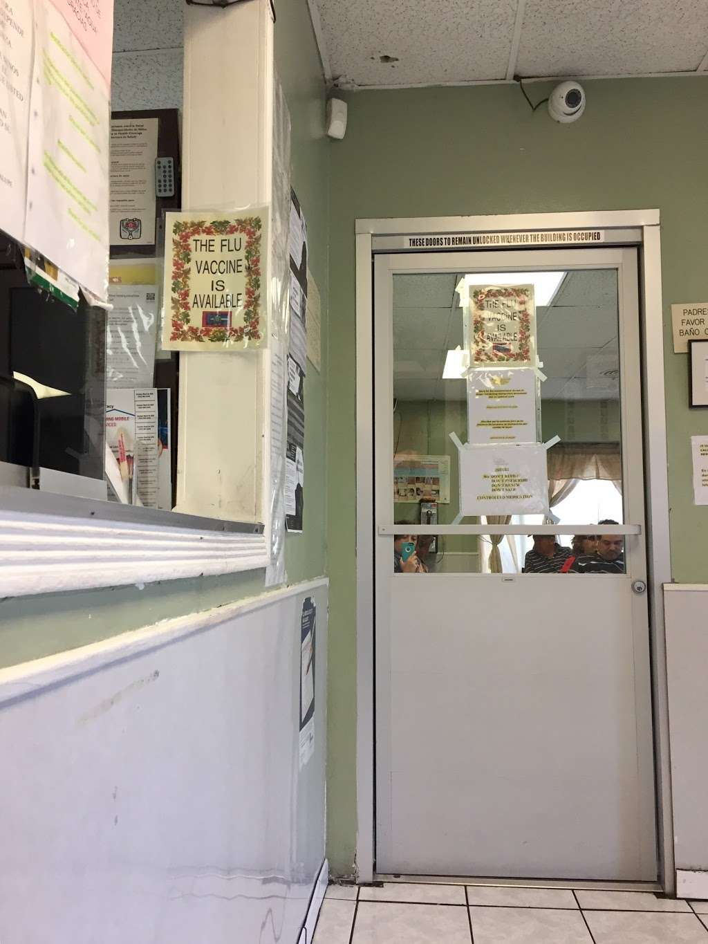 Clinica Medica Virgen De Guadalupe | 6831 Seville Ave, Huntington Park, CA 90255, USA | Phone: (323) 581-8234