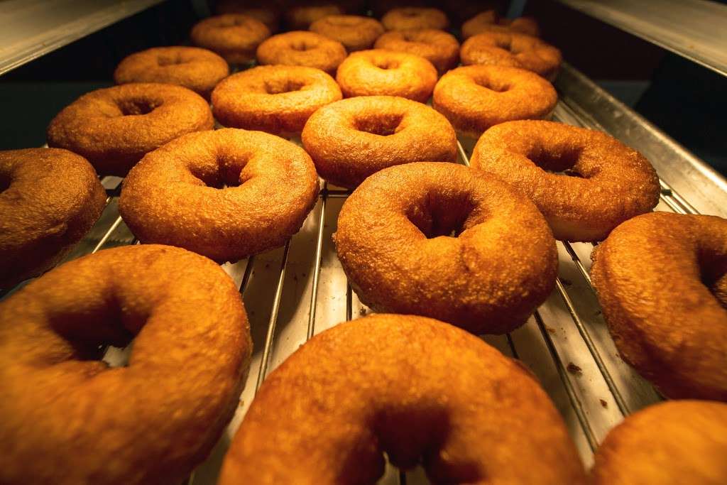 Duck Donuts | 3246 Dune Dr, Avalon, NJ 08202 | Phone: (609) 830-3202