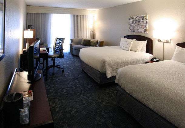 Courtyard by Marriott Charlotte Matthews | 11425 E Independence Blvd, Matthews, NC 28105, USA | Phone: (704) 846-4466