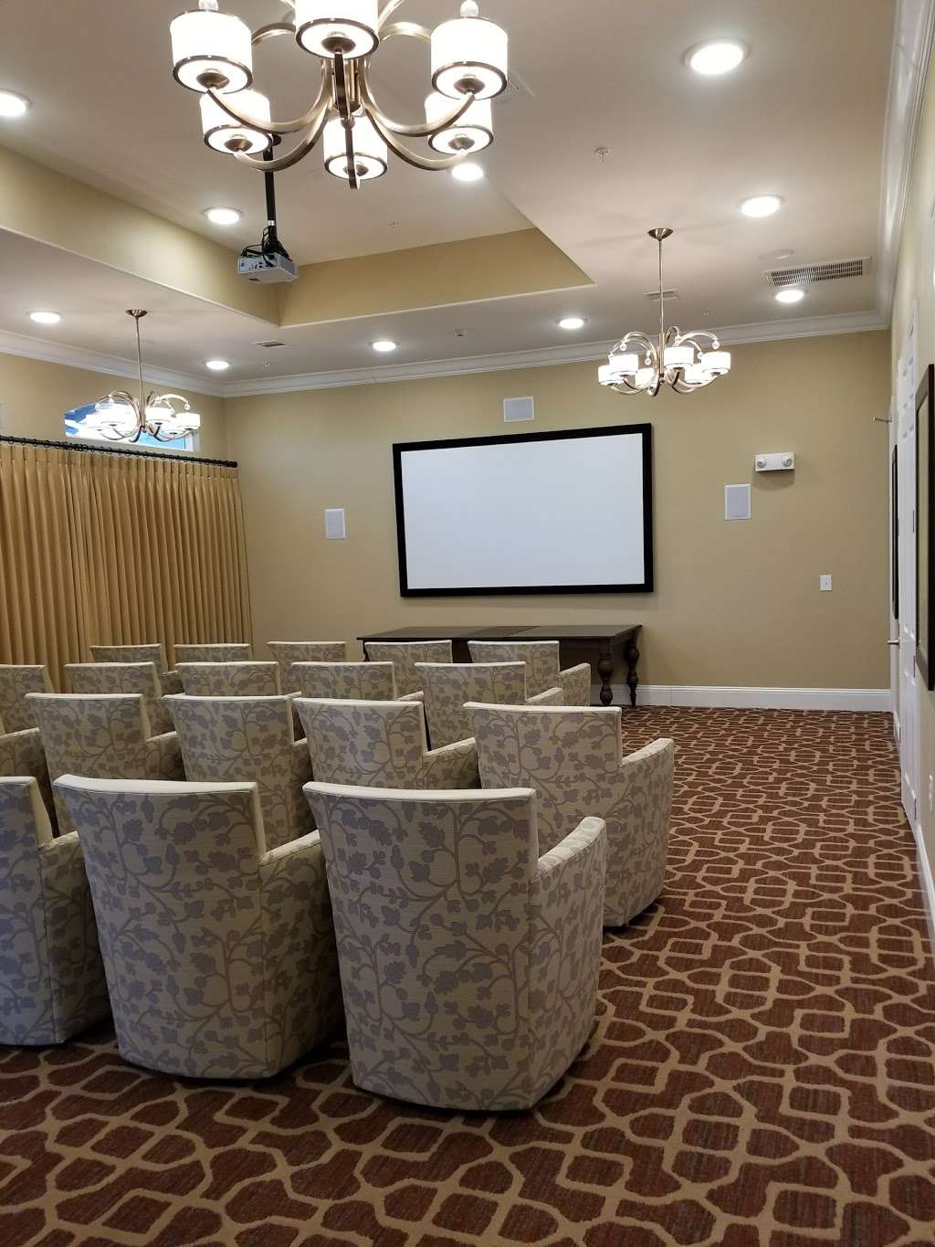 Woodhaven Village | 2275 Riverway Dr, Conroe, TX 77304, USA | Phone: (936) 703-5333