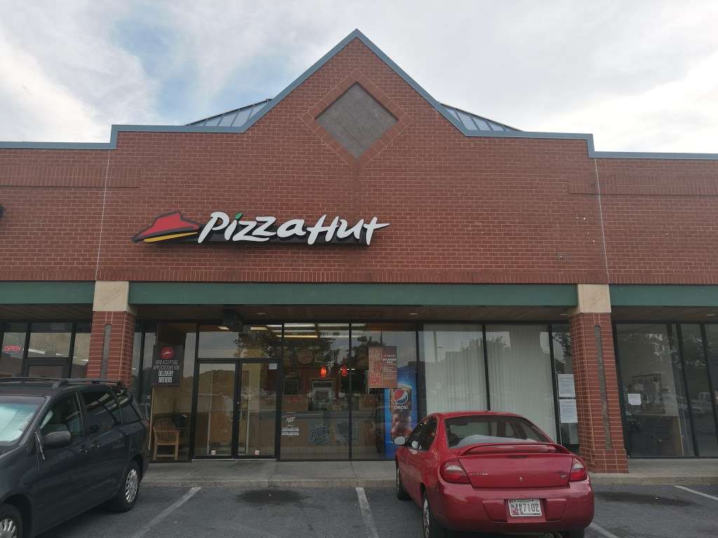 Pizza Hut | 299 Muddy Branch Rd, Gaithersburg, MD 20878 | Phone: (301) 990-0202