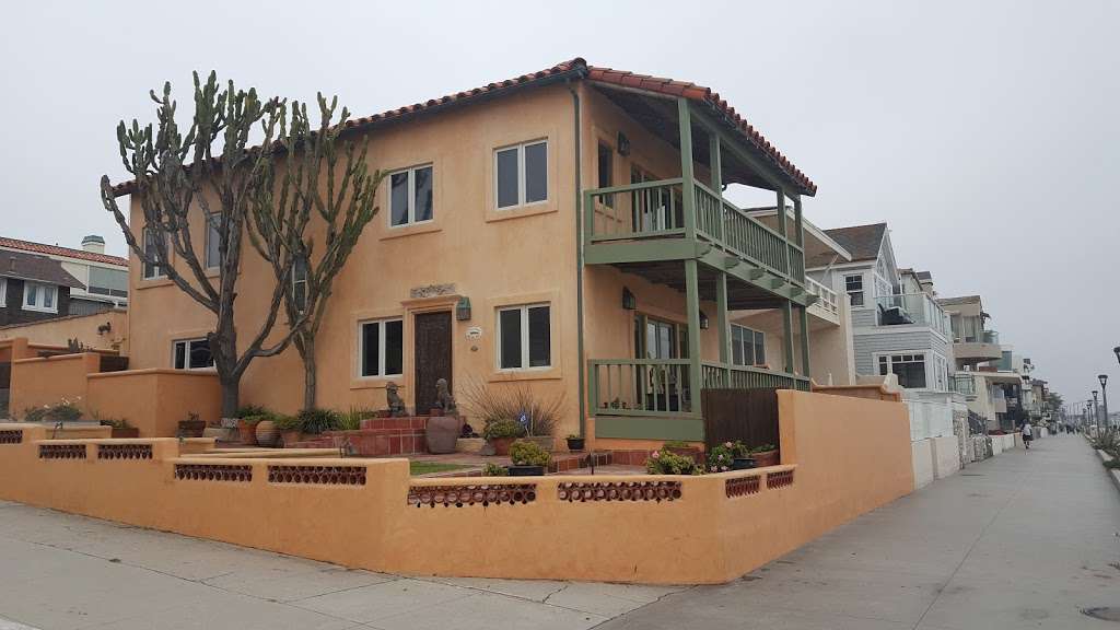 Manhattan Beach | 699 North the Strand, Manhattan Beach, CA 90266