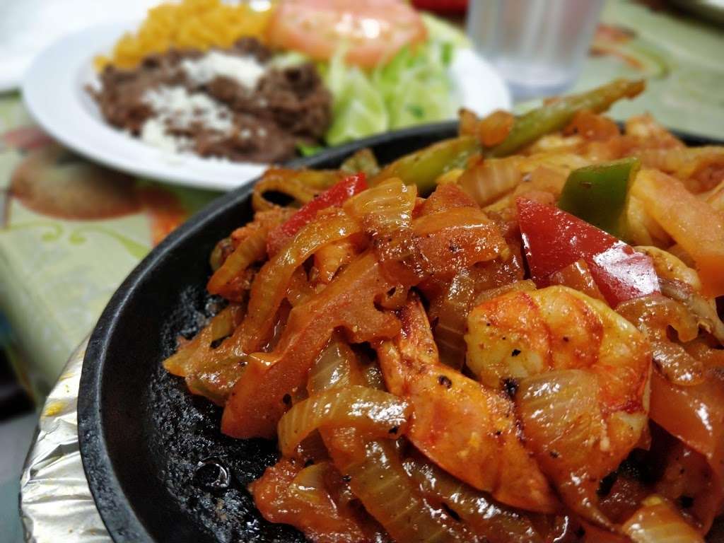 Birrieria Jalisco | 404 N Grand Ave A, Santa Ana, CA 92701, USA | Phone: (714) 836-4409