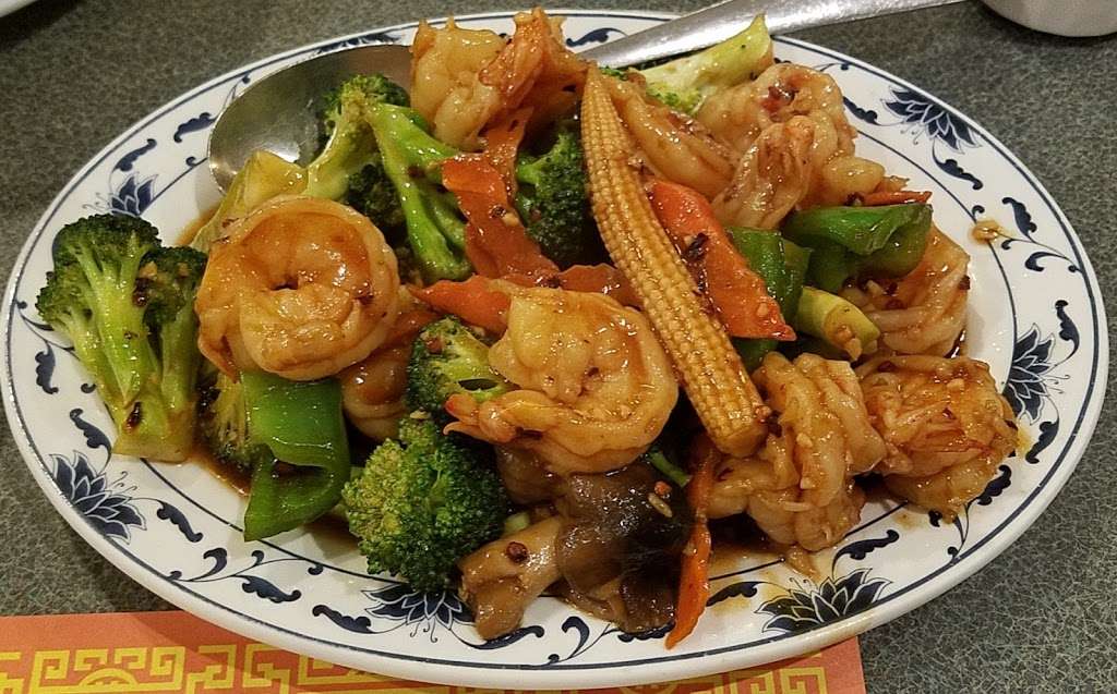 Vinh Kee Chinese Restaurant | 3103 Graham Rd, Falls Church, VA 22042, USA | Phone: (703) 645-0118